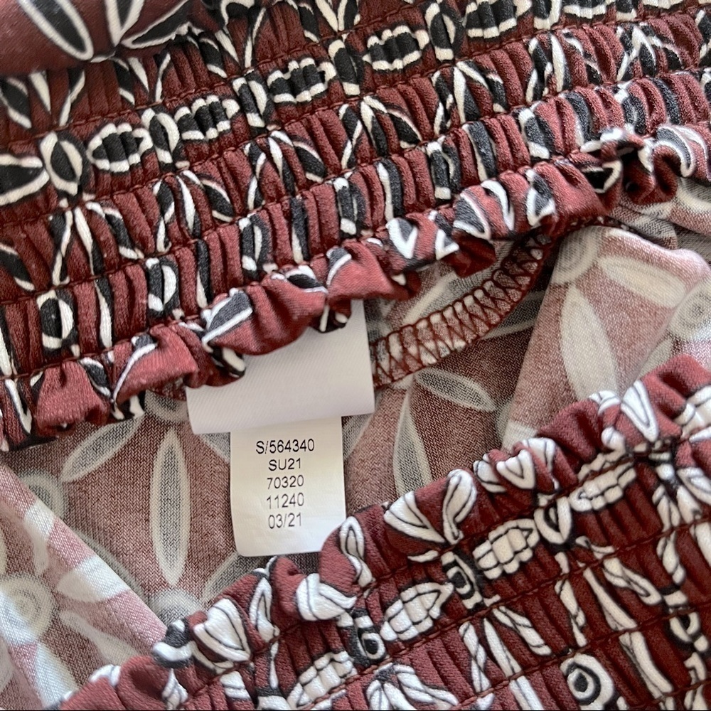 𝅺ann TAYLOR- Brown Geometric print elasticized hem blouse top M Crop top - Picture 5 of 5